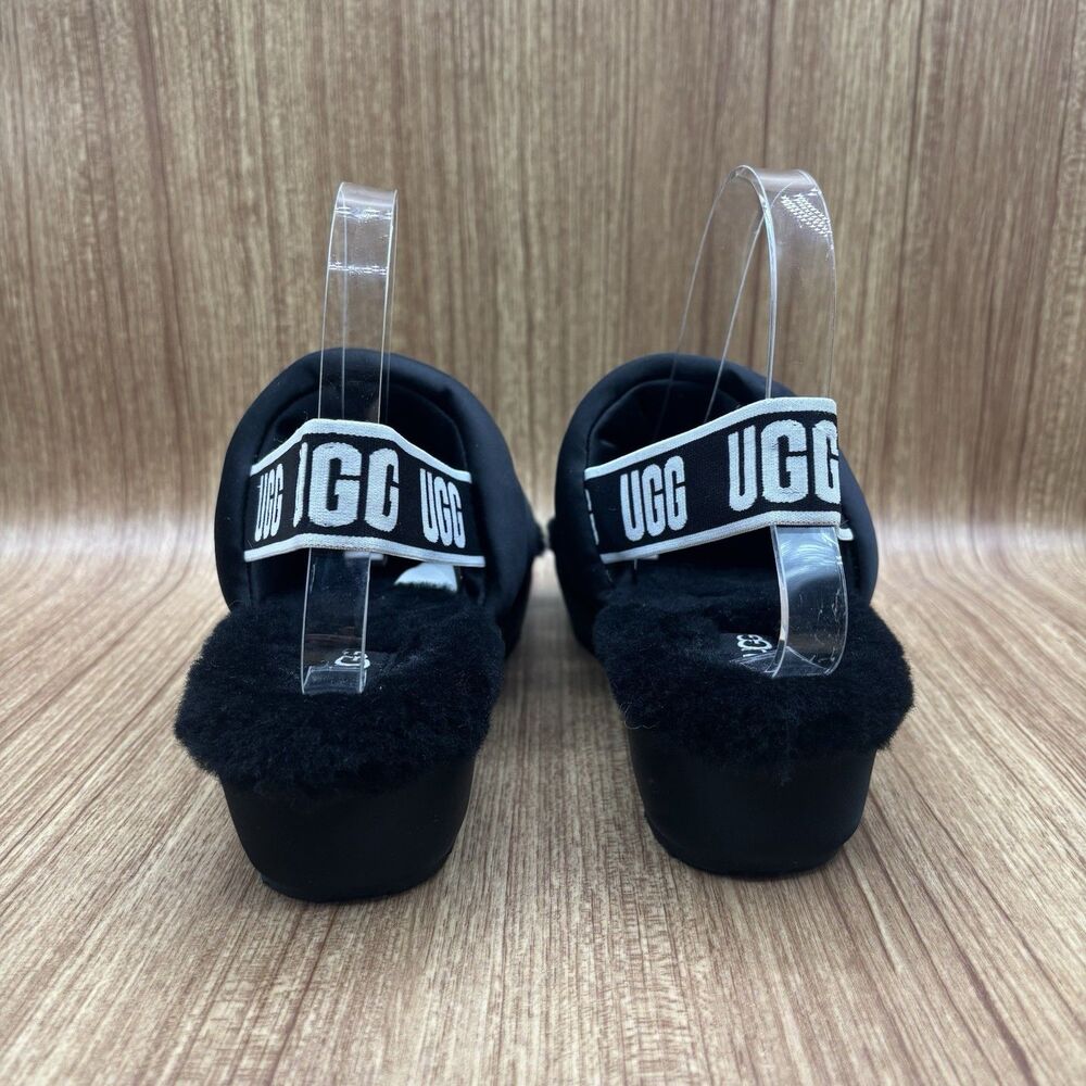 UGG Puff Yeah Sliders Women’s Size 9 Furry lined‎ Sandals Black Shoes - Picture 3 of 8